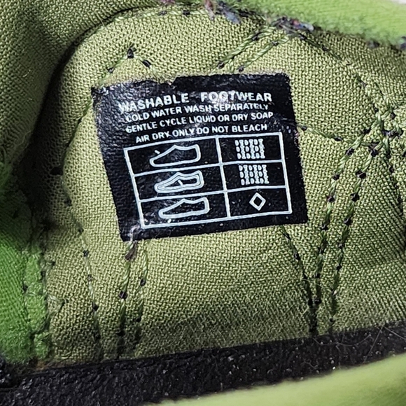 Keen Sandals Newport H2 Waterproof Women's Black/Green Hiking Shoes (size 6) - Picture 8 of 10